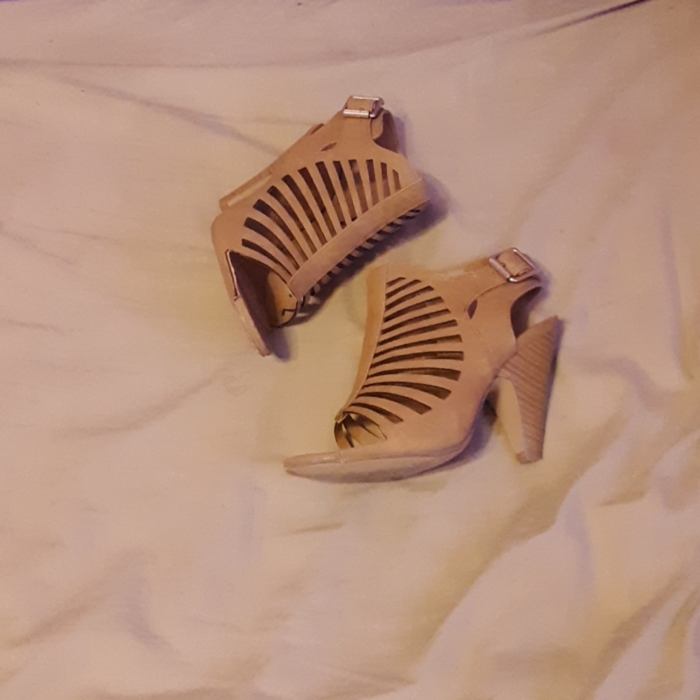 Light brown heels